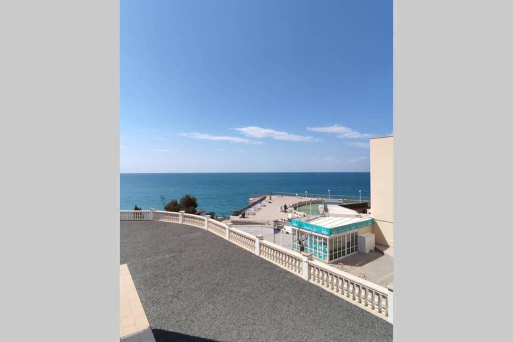 Paradis Salou, Centro Turistico, Wifi, Piscina, Vistas Al Mar ภายนอก รูปภาพ